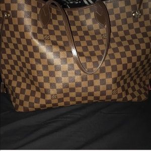 Louis Vuitton Neverfull